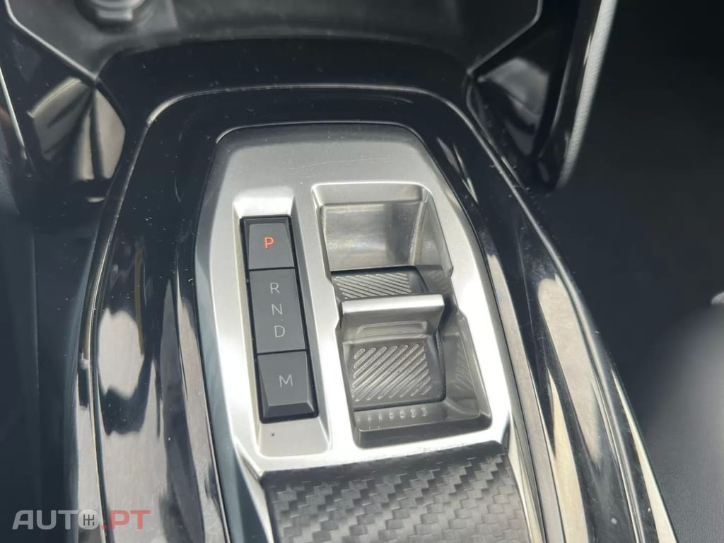 Peugeot 208 1.2 PureTech Allure EAT8