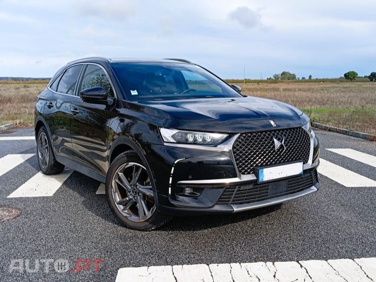 DS DS7 Crossback 300 cv 4x4  Eat8 E-Tense Hybrid RIVOLI