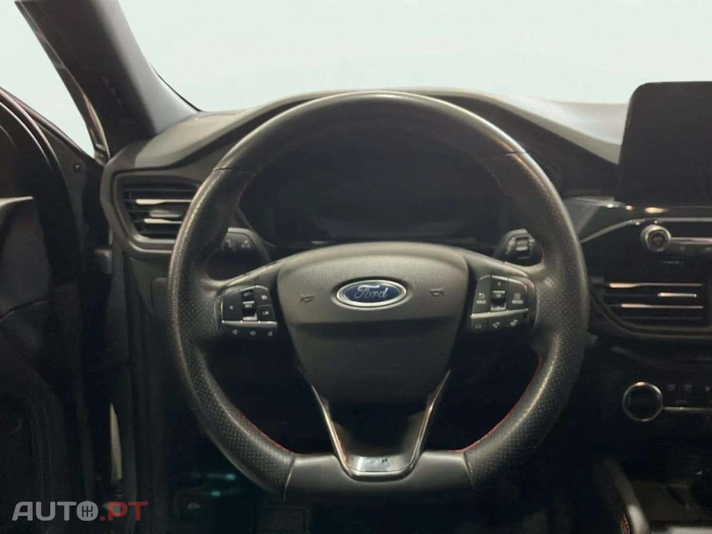 Ford Kuga 1.5 EcoBoost ST-Line