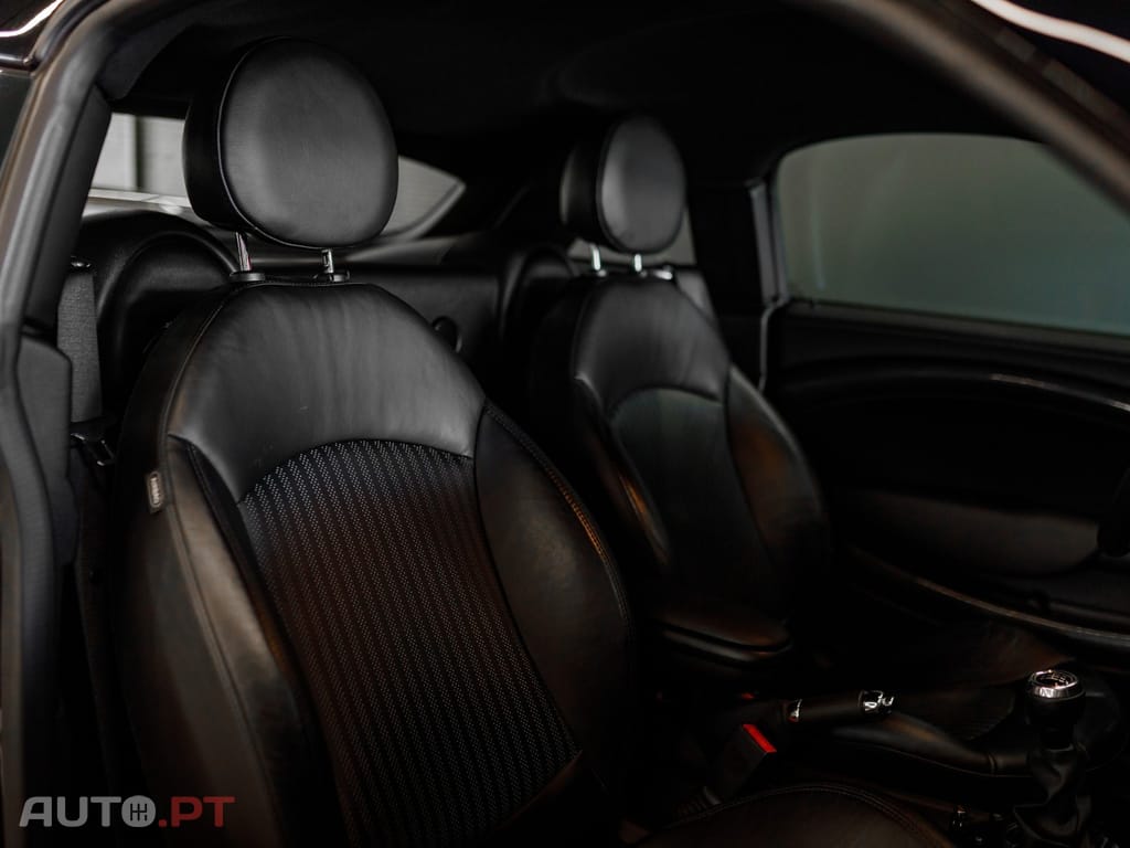 MINI Coupé Cooper SD