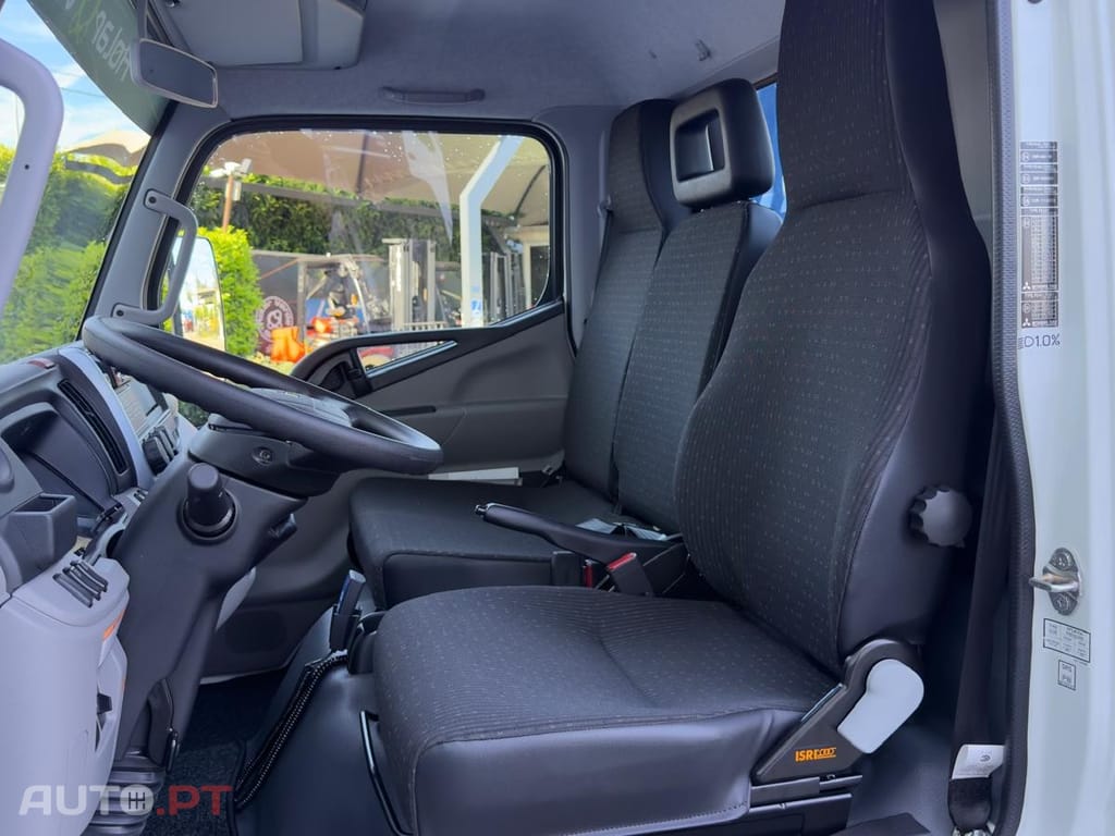 Mitsubishi Canter 3 S 15 TRI-BASCULANTE
