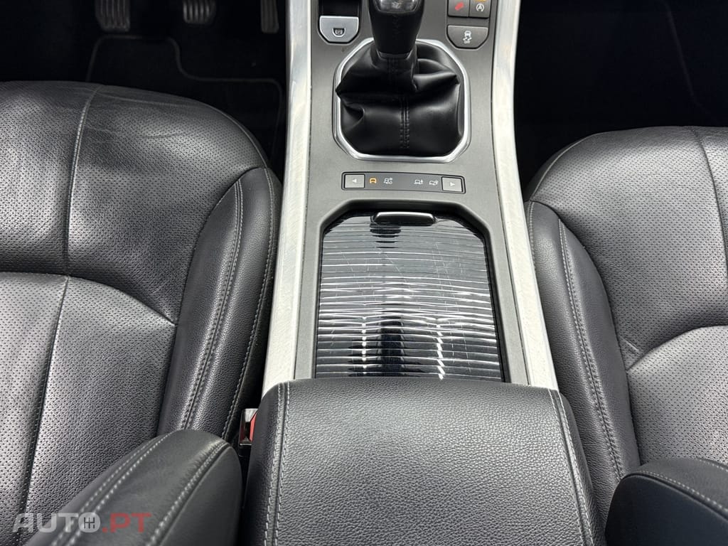 Land Rover Range Rover 2.0 TD4 SE Dynamic