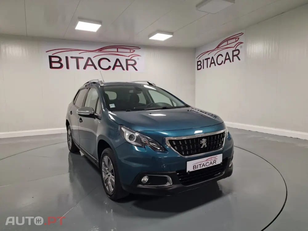 Peugeot 2008 1.2 PureTech Style