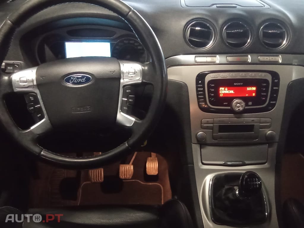 Ford S-Max 2.0 TDCi Titanium 7L