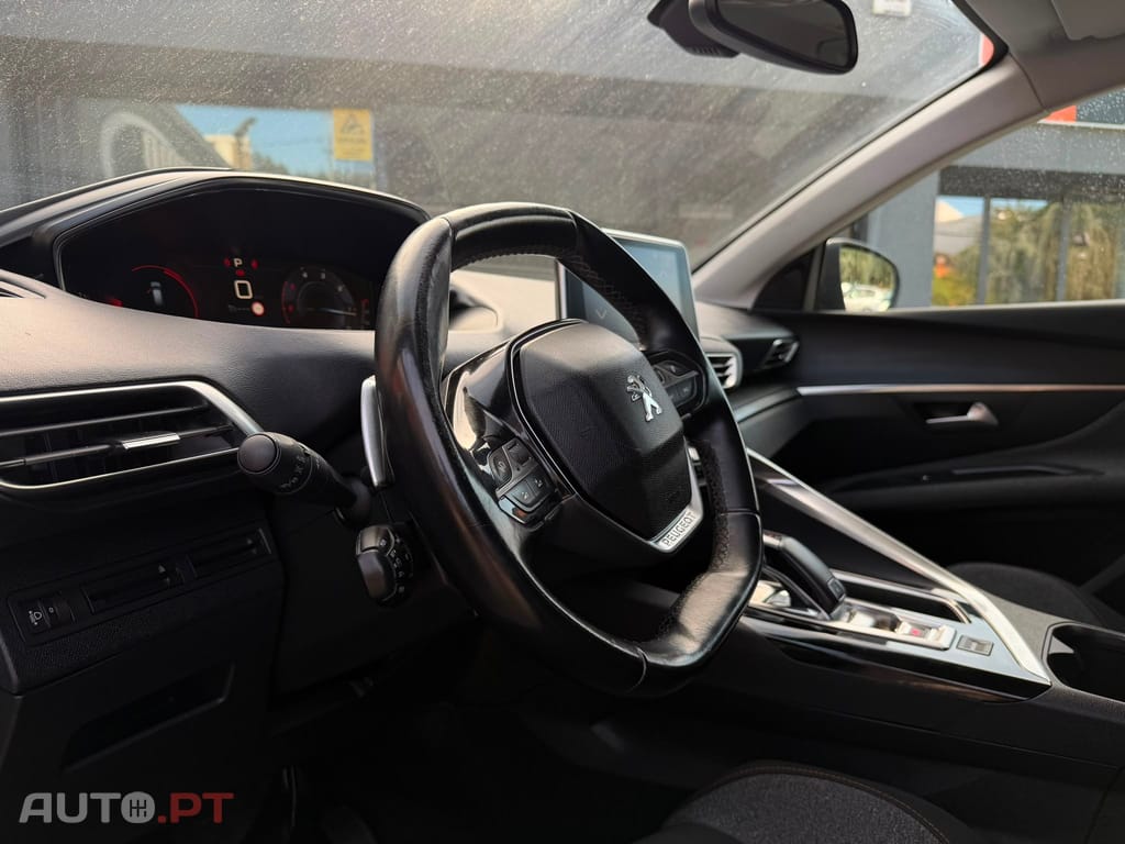 Peugeot 3008 1.5 BlueHDi Allure EAT8