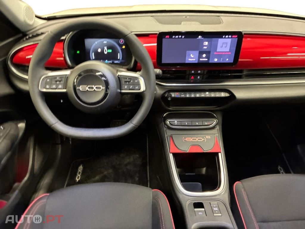 Fiat 600e 54 kWh RED