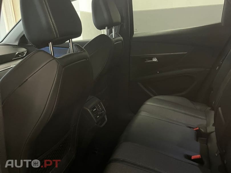 Peugeot 3008 1.5 BlueHDi Allure Pack EAT8