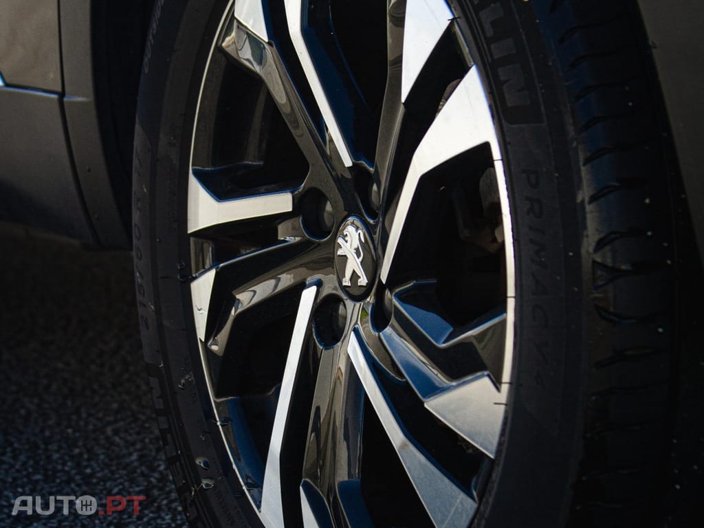 Peugeot 2008 1.2 PureTech Active