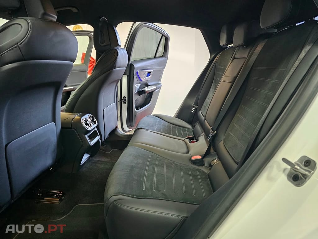 Mercedes-Benz GLC 300 de 4MATIC AMG Line