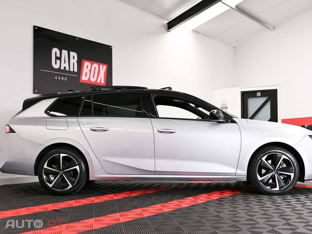 Opel Astra Sports Tourer 1.2 T GS Line