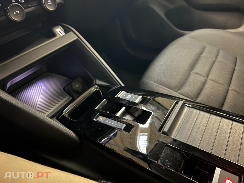 Citroen C4 X 1.2 PureTech Plus EAT8