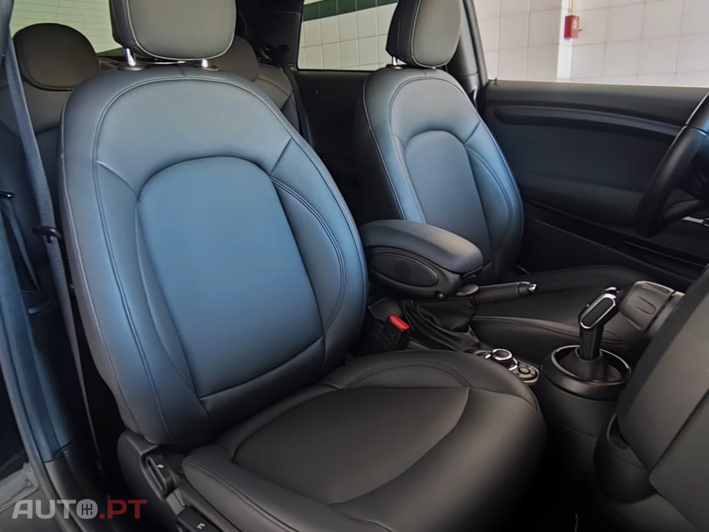 MINI Cooper Cooper Sport Edition Auto