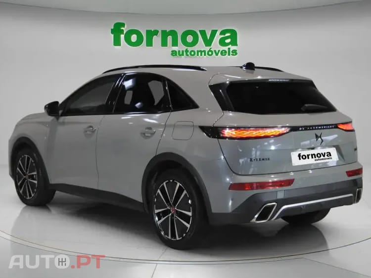 DS DS7 E-Tense Performance Line