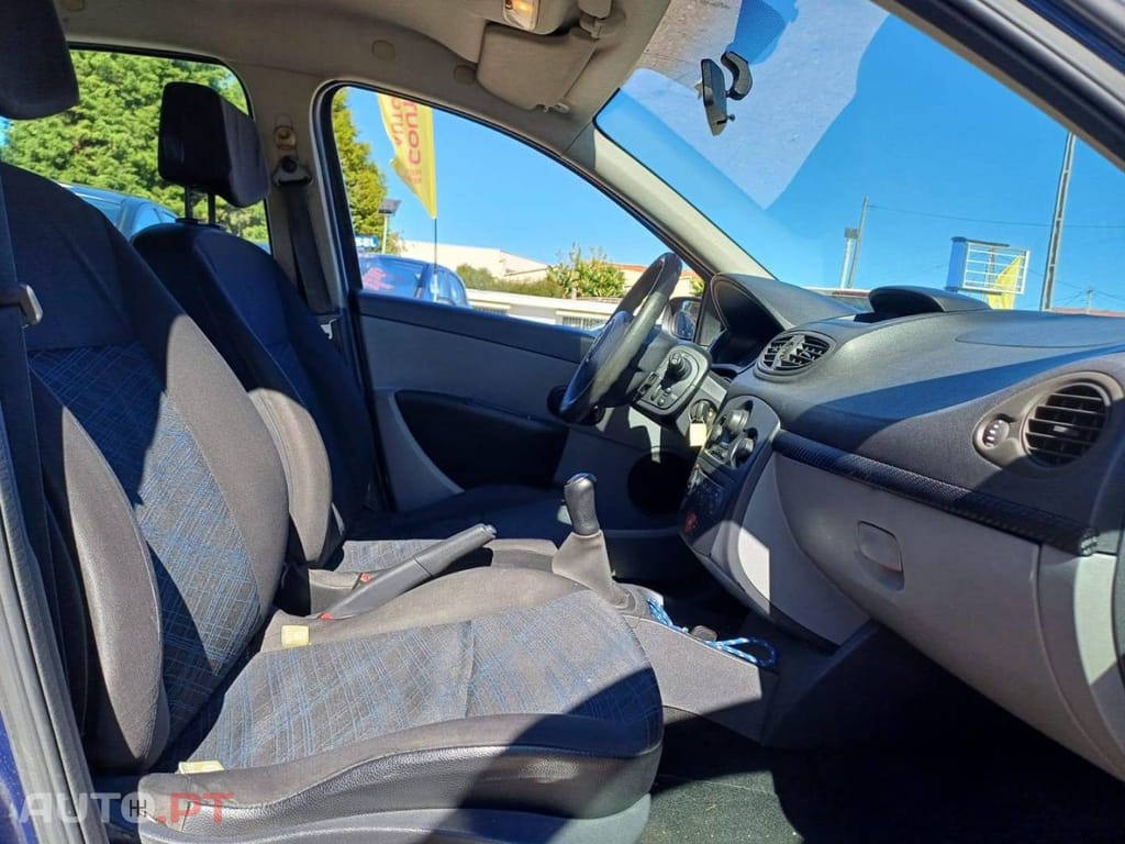 Renault Clio 1.2 16V Confort