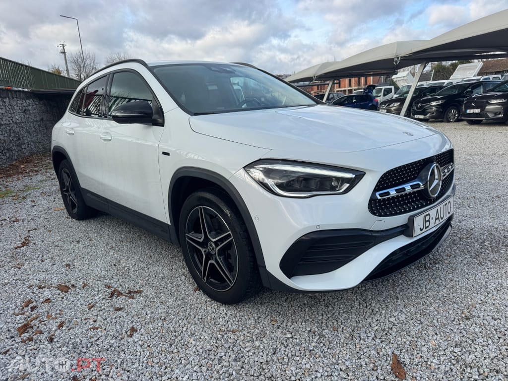 Mercedes-Benz GLA 250 e AMG Line