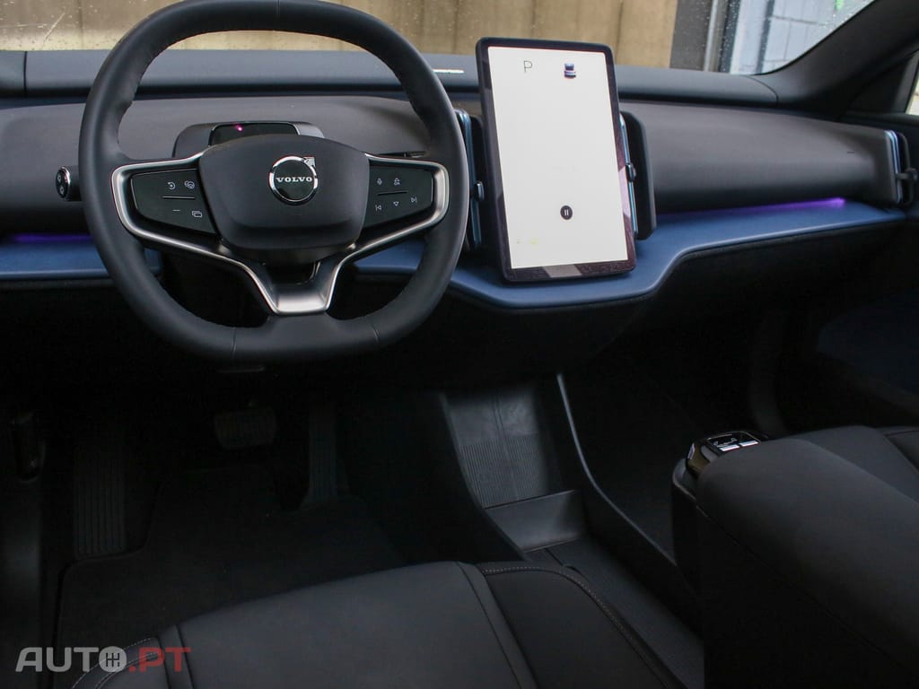 Volvo EX30 69 kWh Single Motor Extended Range Ultra