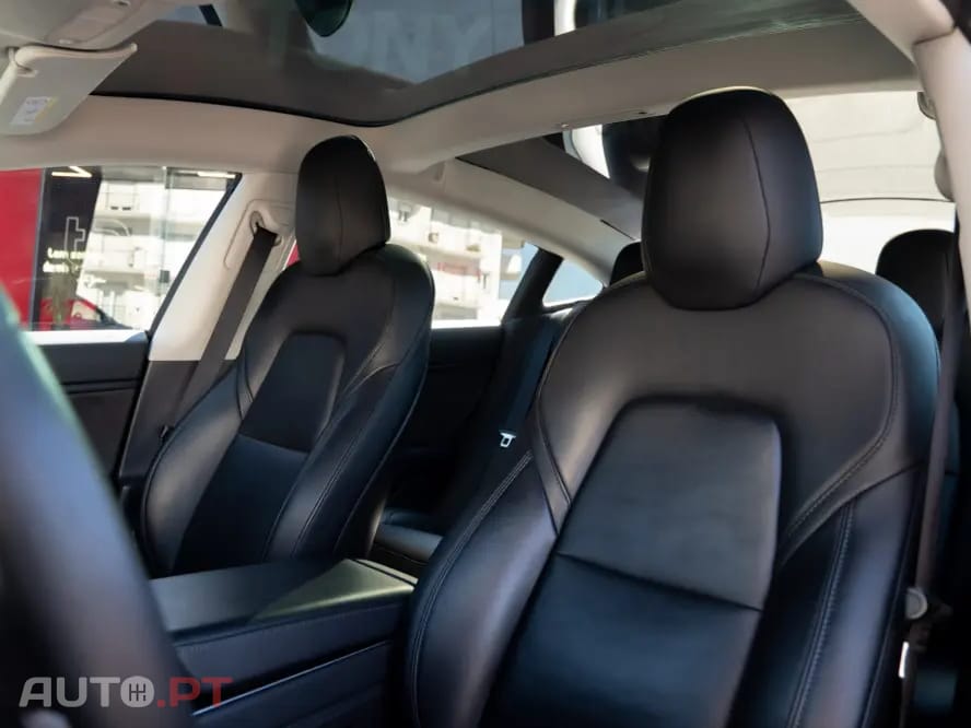 Tesla Model 3 Long-Range Dual Motor AWD
