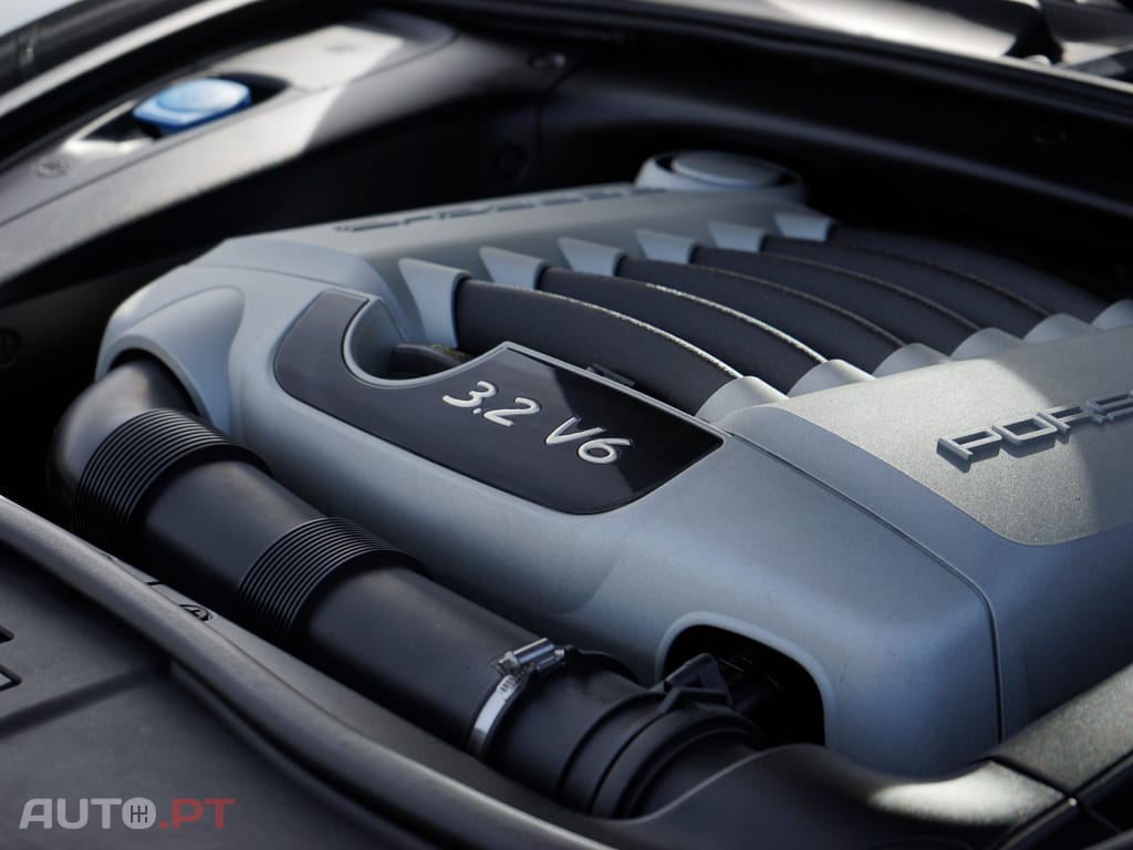 Porsche Cayenne Tiptronic