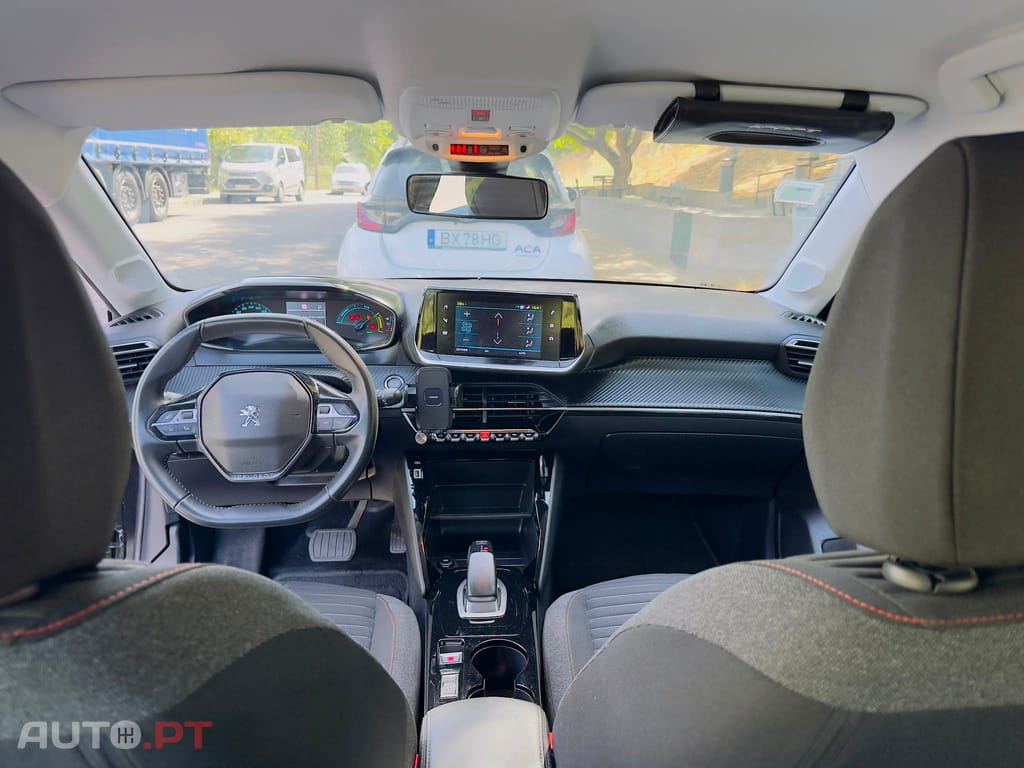 Peugeot 208 E 208