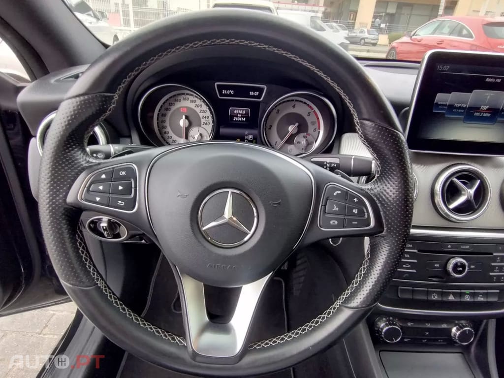 Mercedes-Benz CLA 200 D Urban Aut
