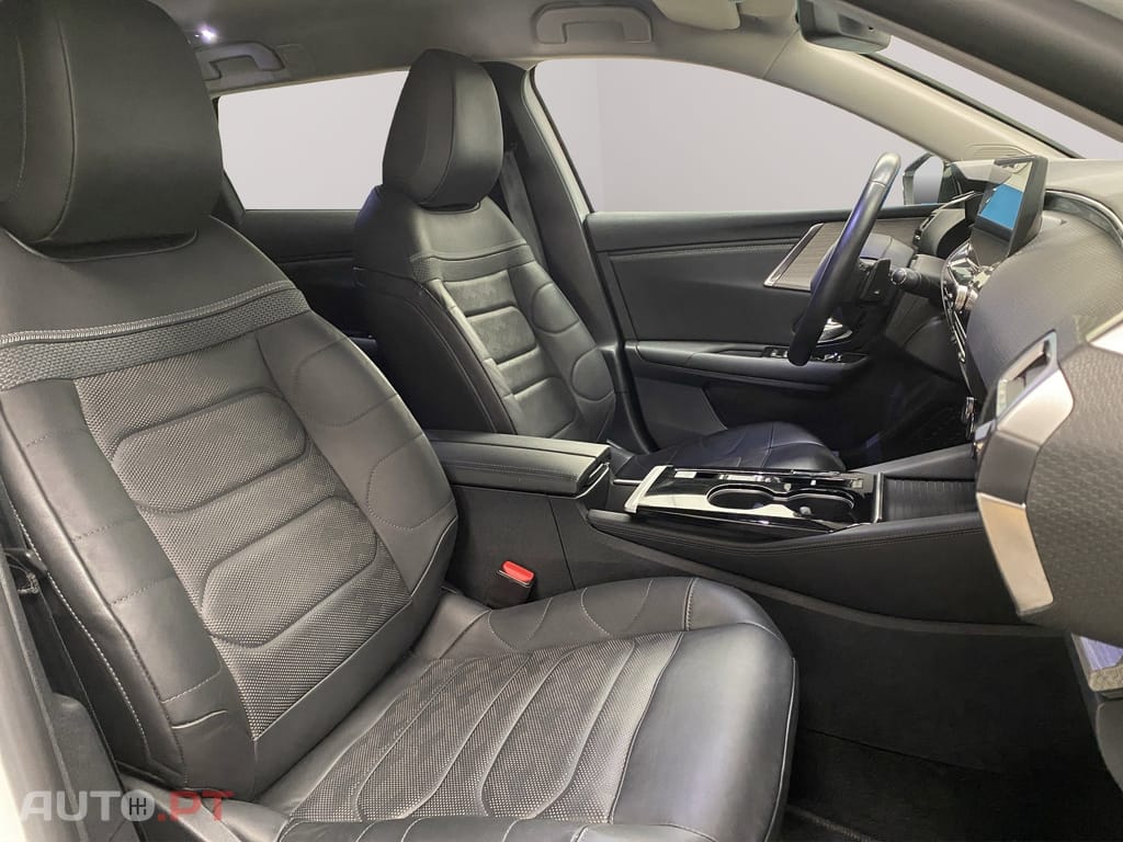 Citroen C5 X 1.6 Hybrid Shine Pack e-EAT8