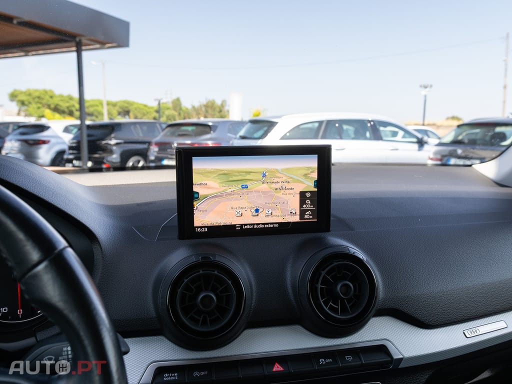 Audi Q2 30 TDI S tronic