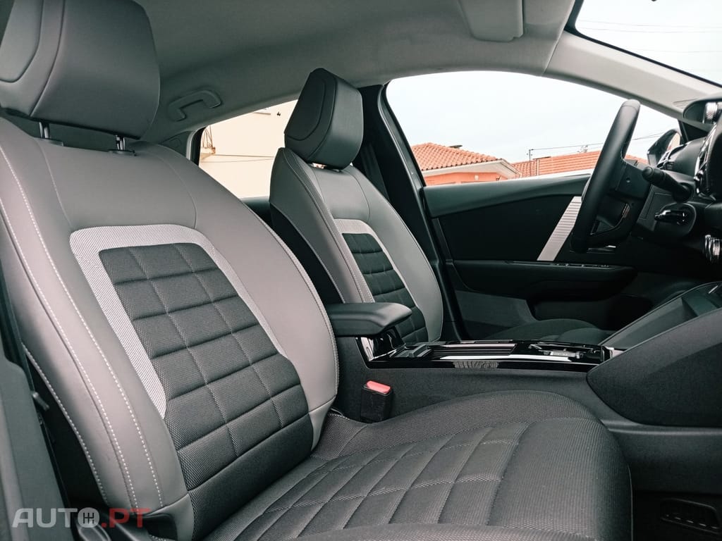 Citroen e-C4 50 kWh Plus