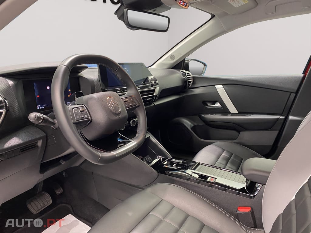 Citroen C4 1.2 PureTech Max EAT8