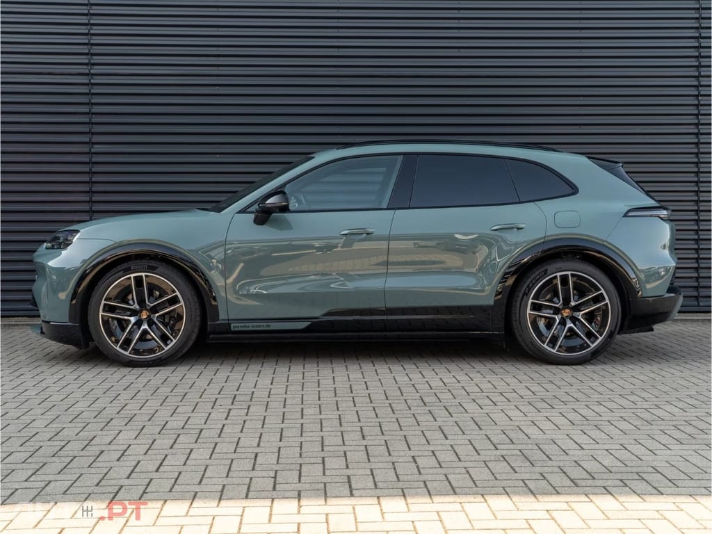 Porsche Cayenne Eletric