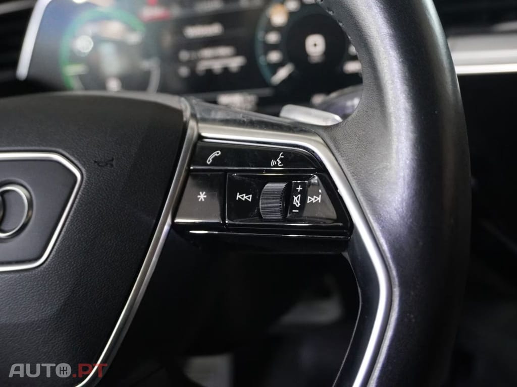 Audi E-Tron 50 Quattro ADVANCED I.V.A DEDUTIVEL 