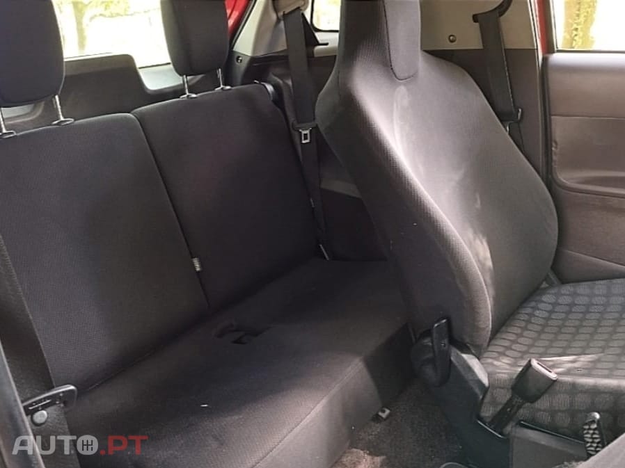 Toyota iQ 1.0 +