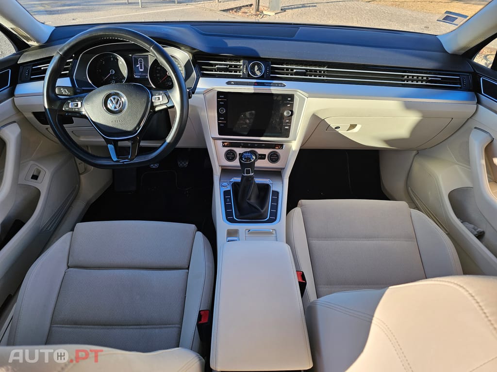 Volkswagen Passat Comfortline