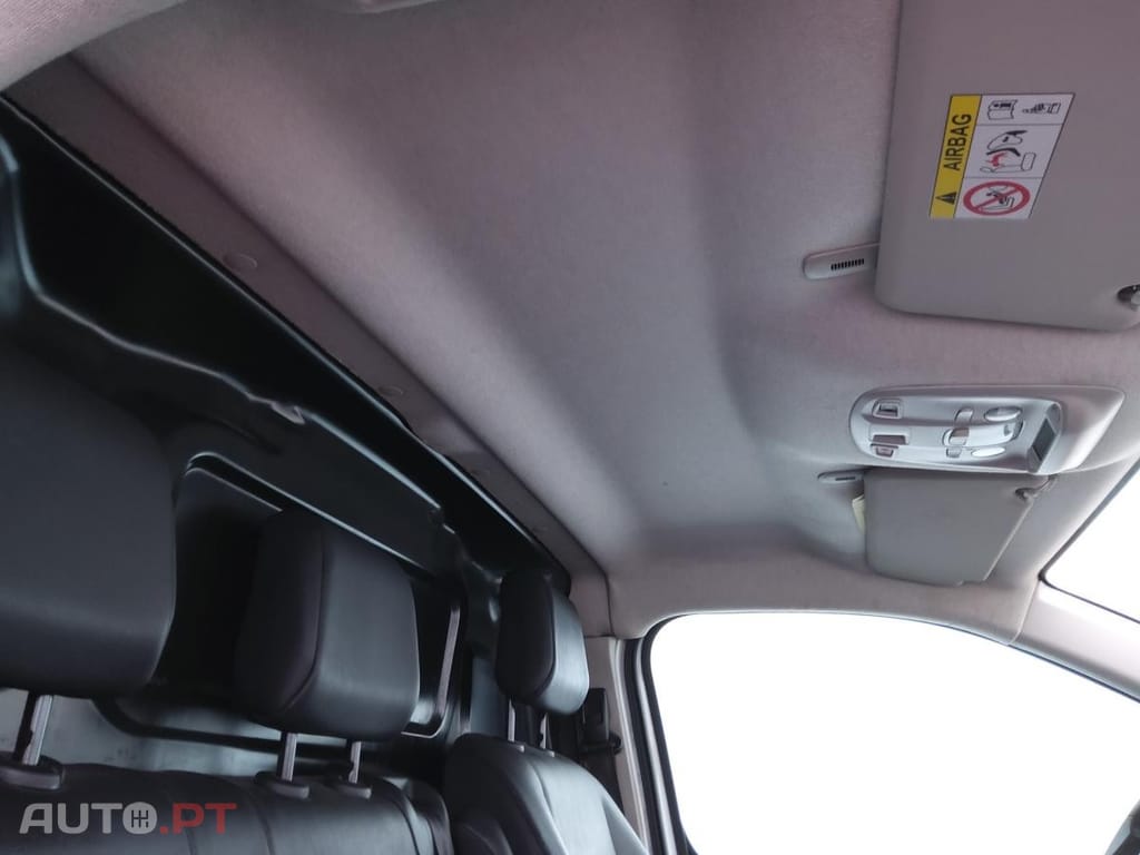 Peugeot Expert 2.0 BlueHDi Long Asphalt