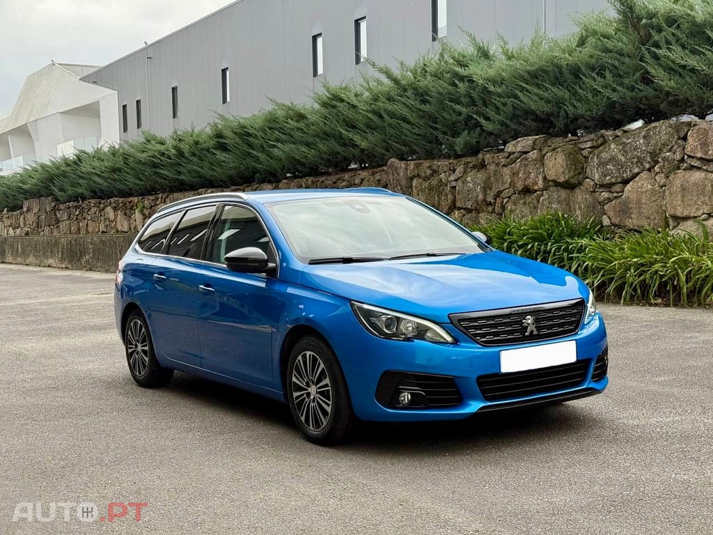 Peugeot 308 SW 1.2 PureTech Allure Full LED