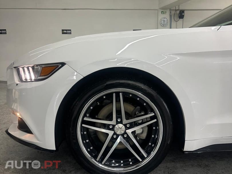 Ford Mustang 2.3i EcoBoost Aut.