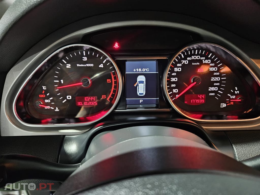 Audi Q7 3.0 V6 TDi quattro Tiptronic