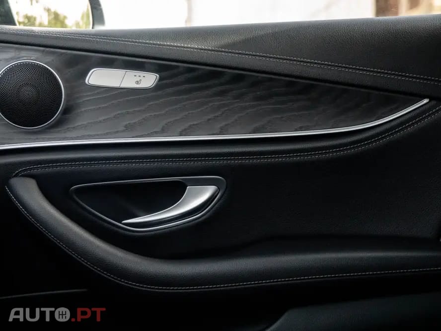 Mercedes-Benz E 300 300de 9G-Tronic AMG Line