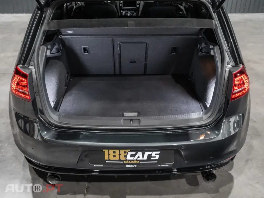 Volkswagen Golf 2.0 TSi GTi DSG Performance