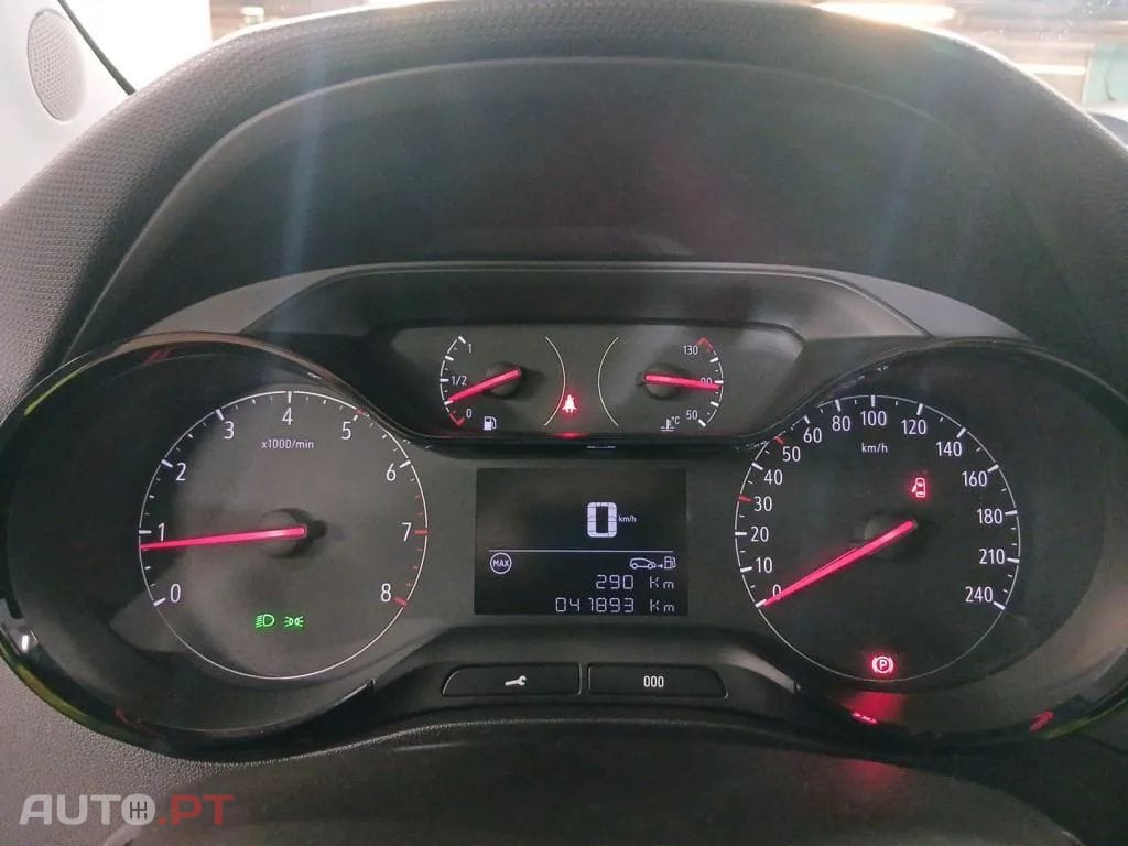 Opel Crossland X 1.2 Business Edition