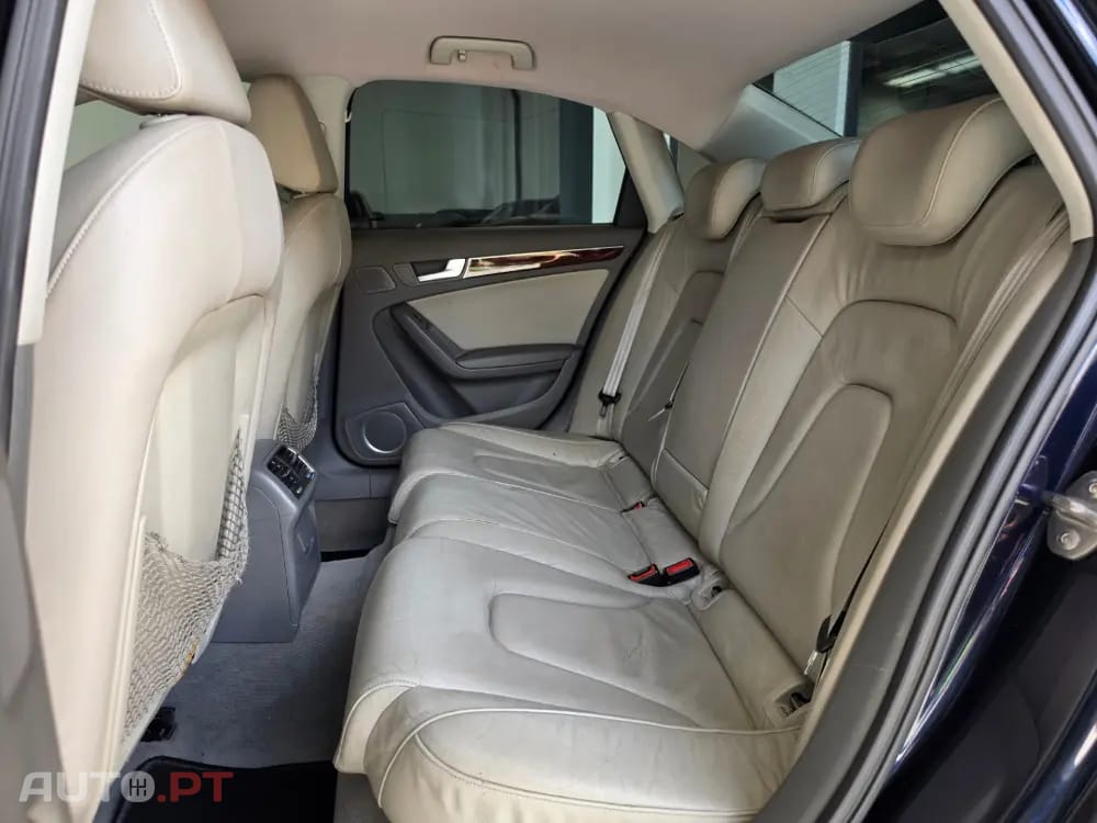 Audi A4 2.7 TDI V6 S-line Multitronic