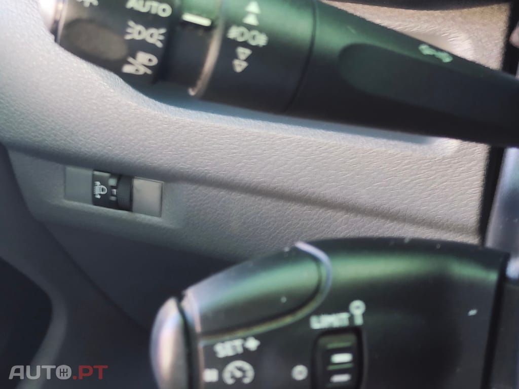 Peugeot Expert 1.5 BlueHDi L2H1 Premium Standard