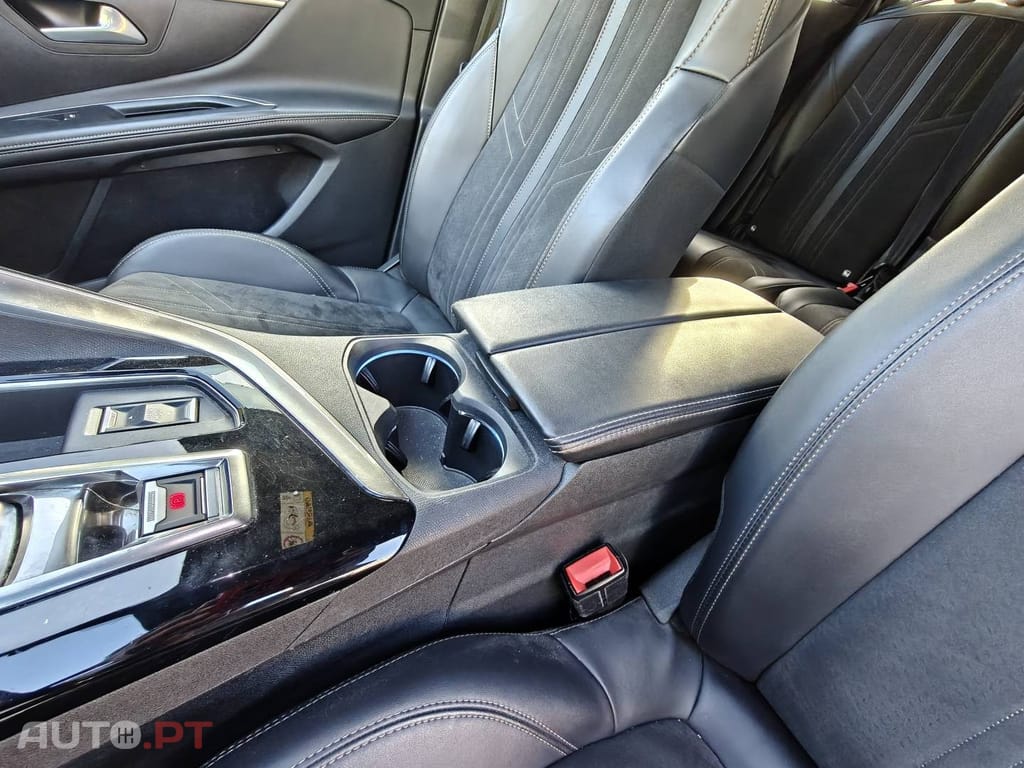 Peugeot 5008 1.5 BlueHDi GT EAT8