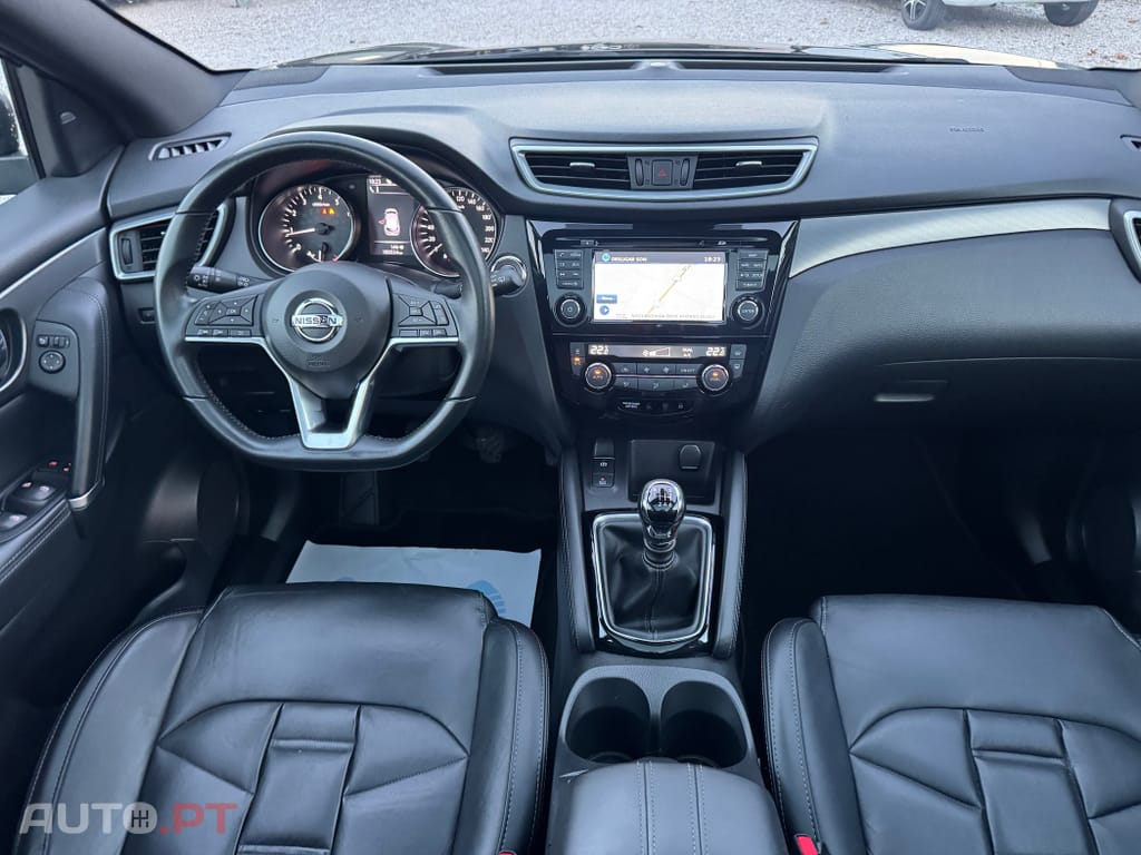 Nissan Qashqai 1.2 DIG-T Tekna Premium
