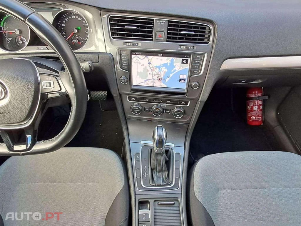 Volkswagen e-Golf AC/DC