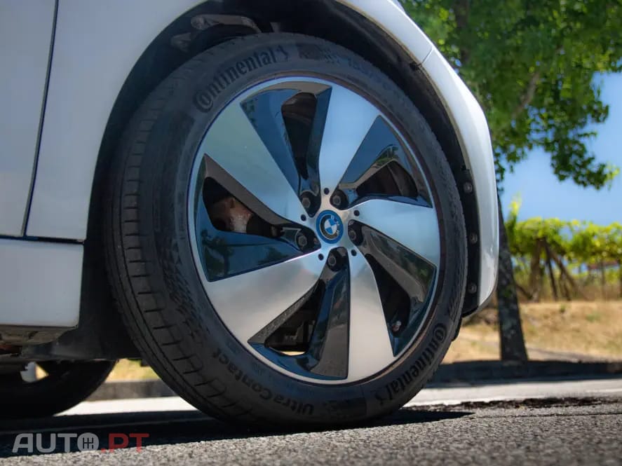 BMW i3 (120 Ah)