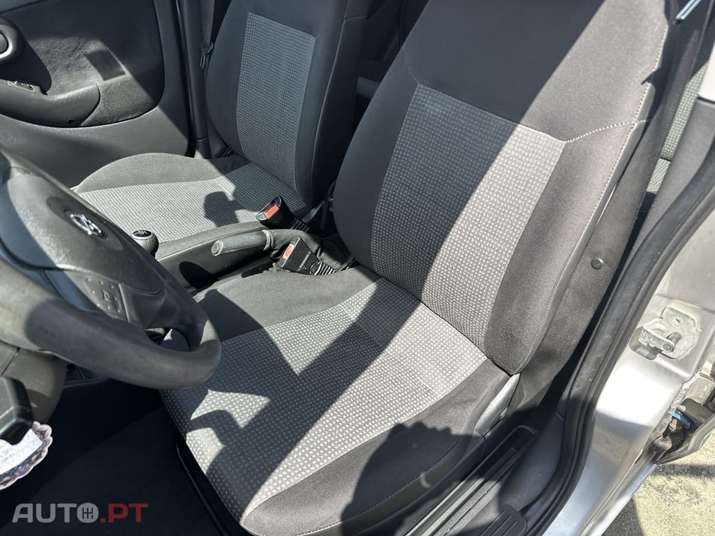Opel Corsa 1.0 12V First