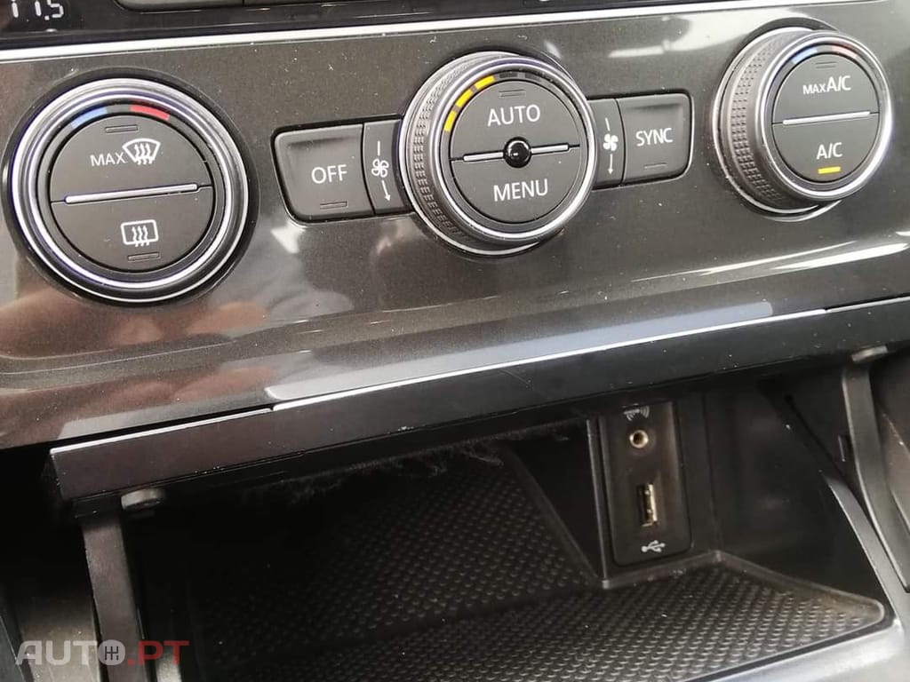 Volkswagen Golf Variant 1.6 TDi Confortline