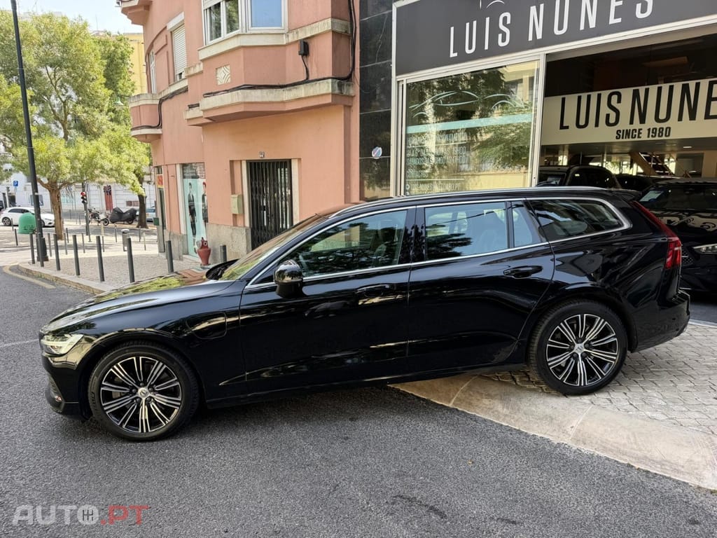 Volvo V60 2.0 T6 AWD TE Inscription Expression — fotografia 3