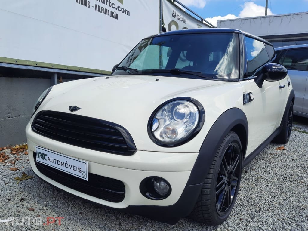MINI Cooper Cooper D