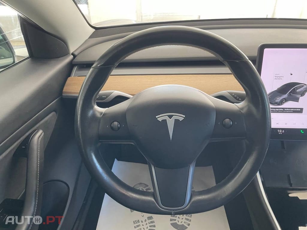 Tesla Model 3 Long Range AWD Dual Motor